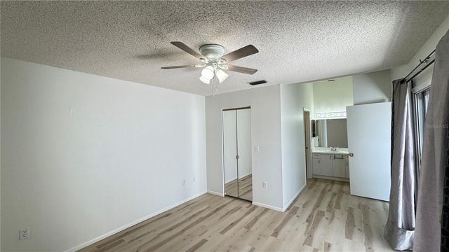 950 WATERSIDE LANE, Bradenton, FL 34209