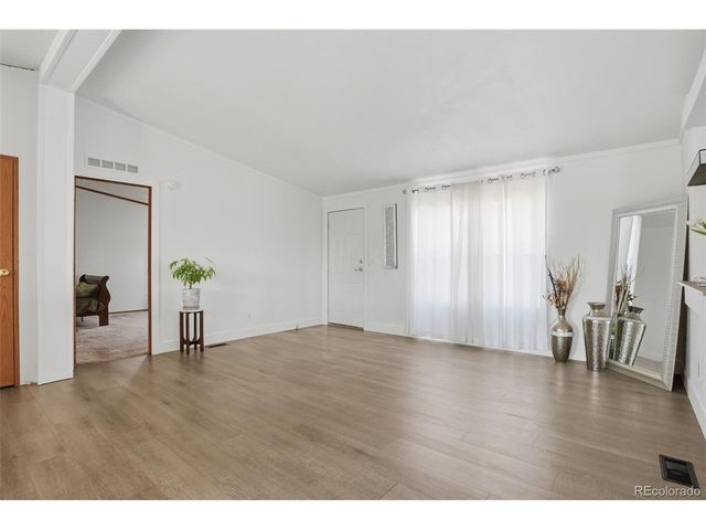 424 Zante Way, Lochbuie, CO 80603