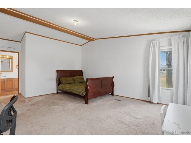 424 Zante Way, Lochbuie, CO 80603