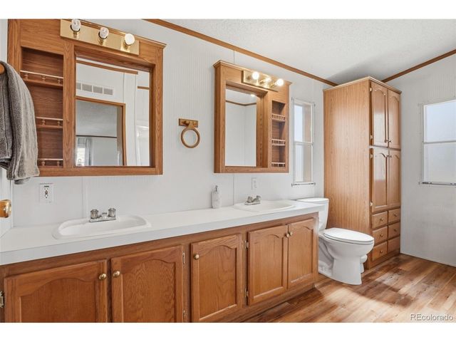 424 Zante Way, Lochbuie, CO 80603