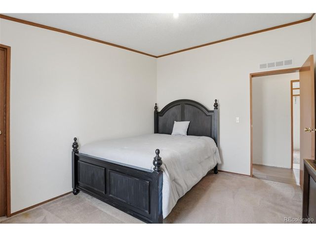 424 Zante Way, Lochbuie, CO 80603