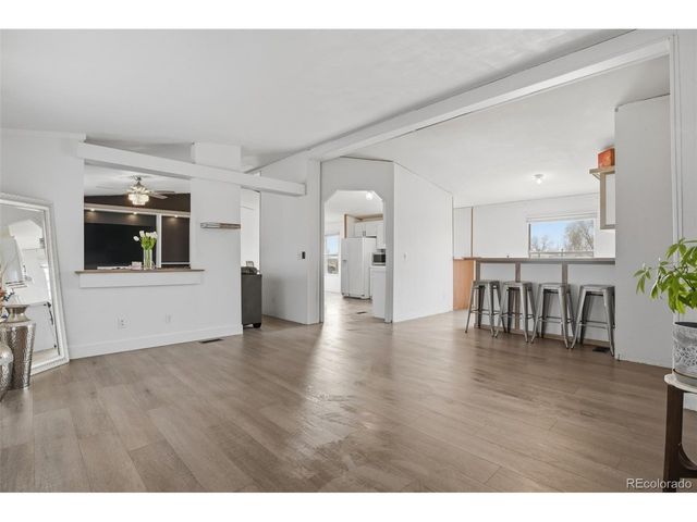 424 Zante Way, Lochbuie, CO 80603