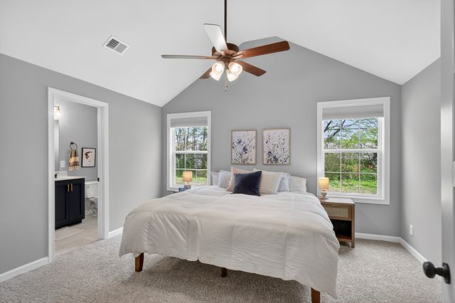 1413 Fredrick Dr, Clarksville, TN 37042