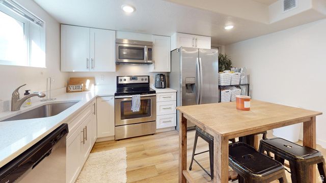 318 E 280 N, Vineyard, UT 84059