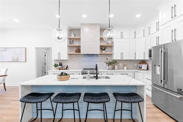 1433 Stillwater Drive, Seneca, SC 29672