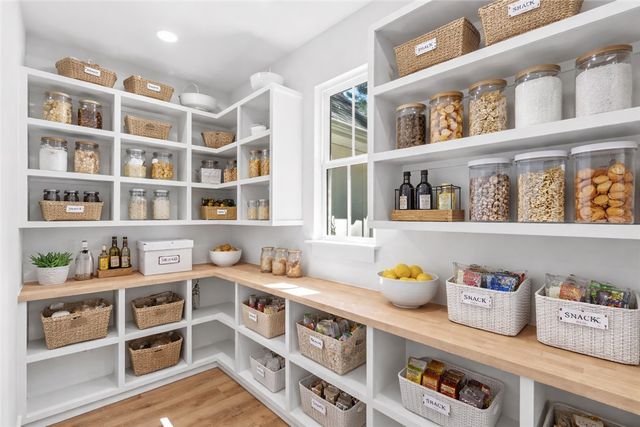 1433 Stillwater Drive, Seneca, SC 29672