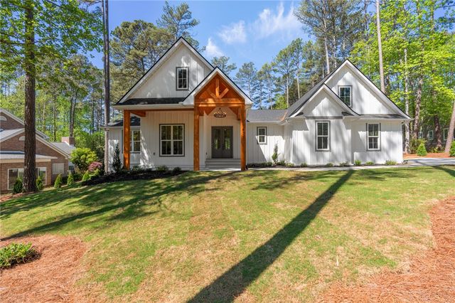 1433 Stillwater Drive, Seneca, SC 29672