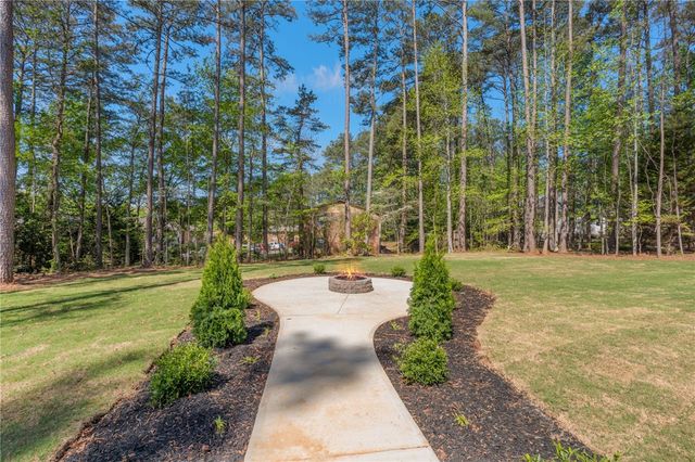 1433 Stillwater Drive, Seneca, SC 29672