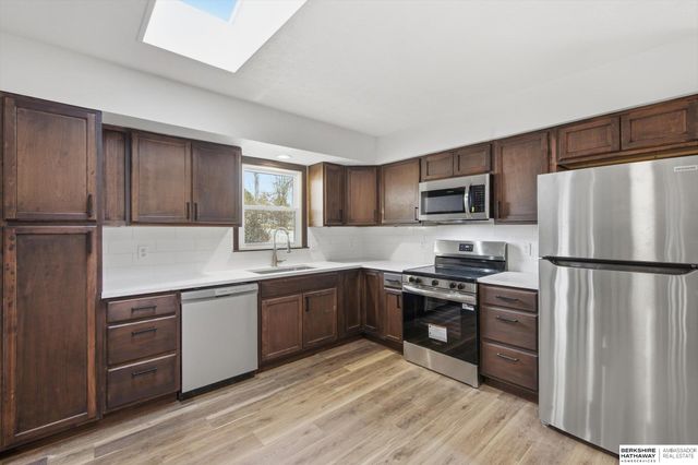 14048 Pierce Street, Omaha, NE 68144