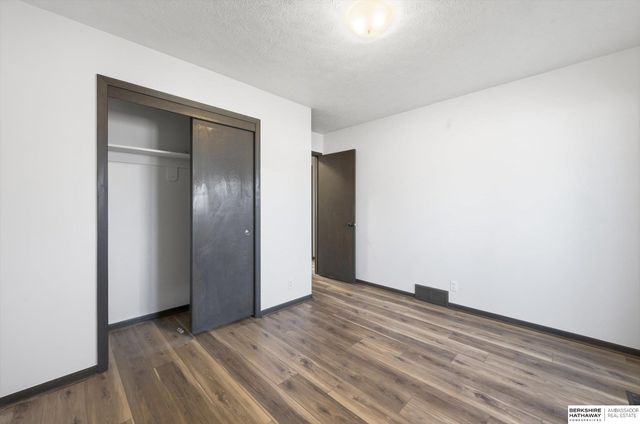 14048 Pierce Street, Omaha, NE 68144