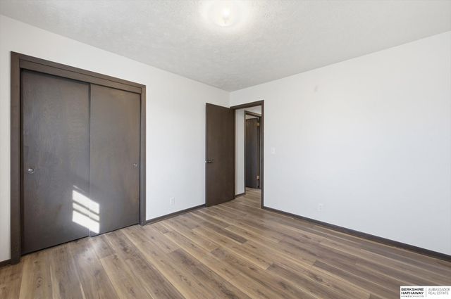 14048 Pierce Street, Omaha, NE 68144