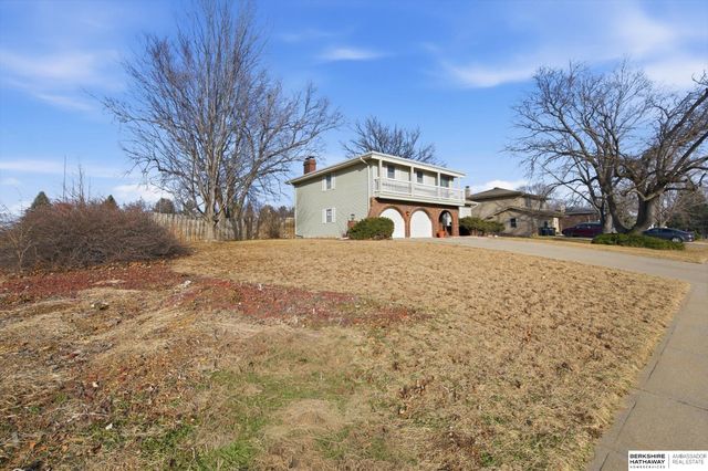 14048 Pierce Street, Omaha, NE 68144