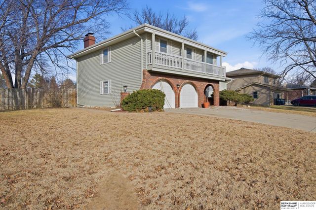 14048 Pierce Street, Omaha, NE 68144