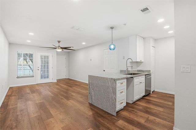 8809 MANOR LOOP 106, Lakewood Ranch, FL 34202