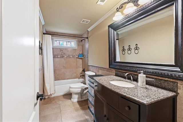 120 Fernwood Drive, Woodstock, GA 30188