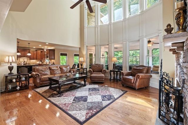 120 Fernwood Drive, Woodstock, GA 30188