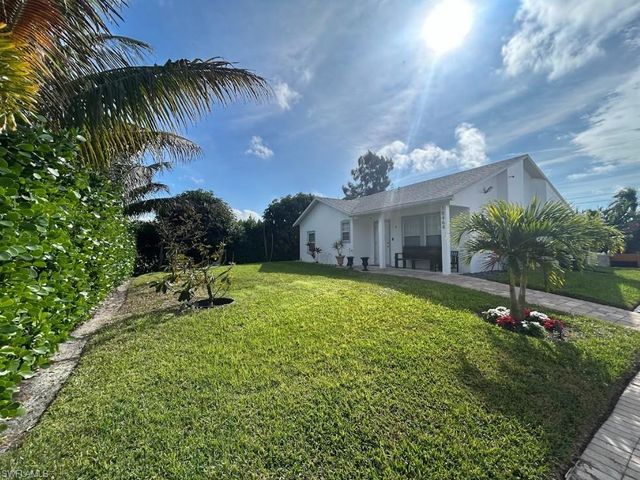 18464 Iris RD, Fort Myers, FL 33967