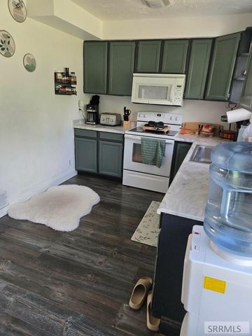 947 Cahoon Street, Pocatello, ID 83201