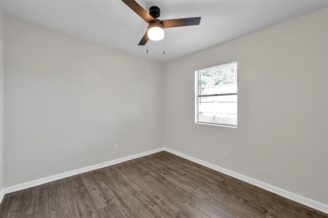 900 Holly Drive 3, Conroe, TX 77301
