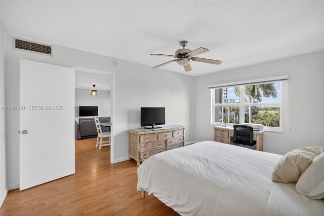 200 Diplomat Pkwy 531, Hallandale Beach, FL 33009