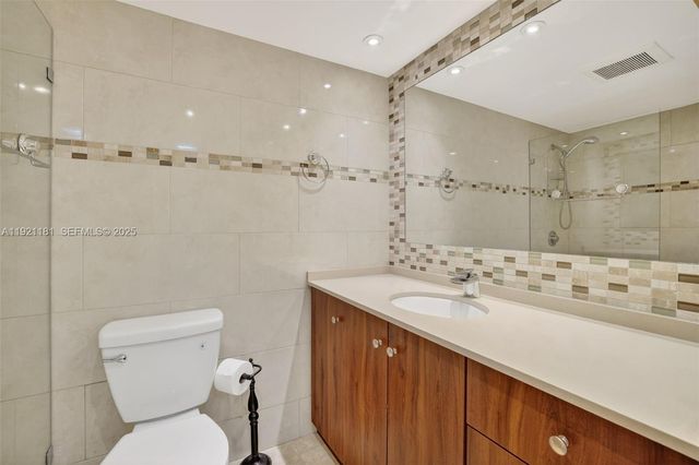 200 Diplomat Pkwy 531, Hallandale Beach, FL 33009