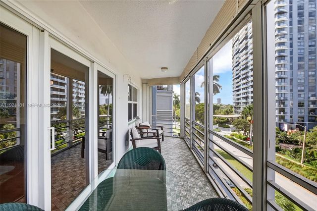 200 Diplomat Pkwy 531, Hallandale Beach, FL 33009