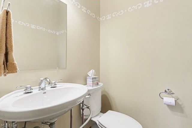 1917 Nichole Circle, Lancaster, OH 43130