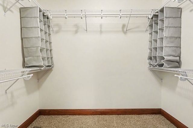 1917 Nichole Circle, Lancaster, OH 43130