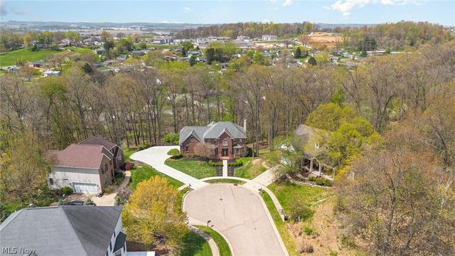 1917 Nichole Circle, Lancaster, OH 43130