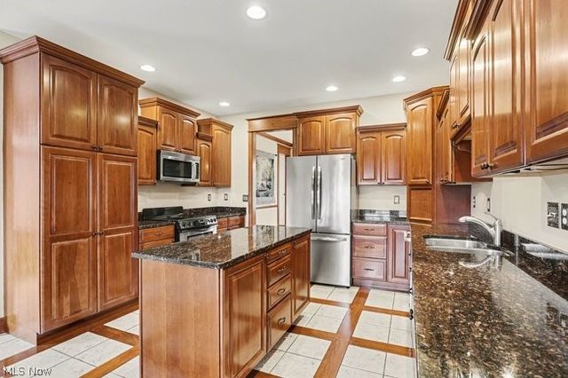 1917 Nichole Circle, Lancaster, OH 43130