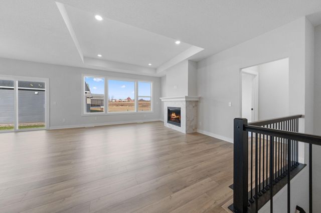 1832 Ridgepointe Court, Hastings, MN 55033