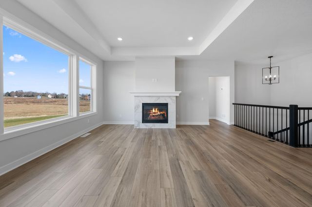 1832 Ridgepointe Court, Hastings, MN 55033