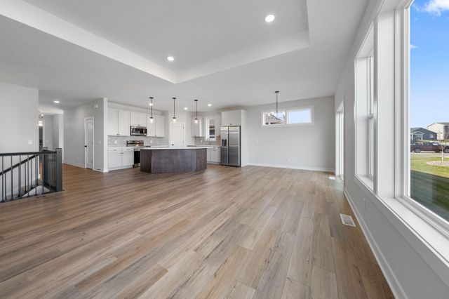 1832 Ridgepointe Court, Hastings, MN 55033