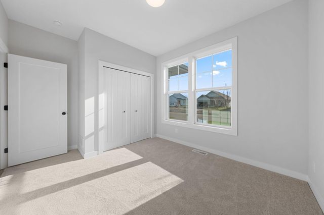 1832 Ridgepointe Court, Hastings, MN 55033