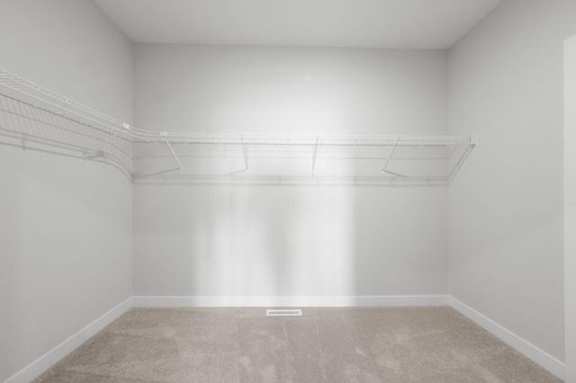 1832 Ridgepointe Court, Hastings, MN 55033