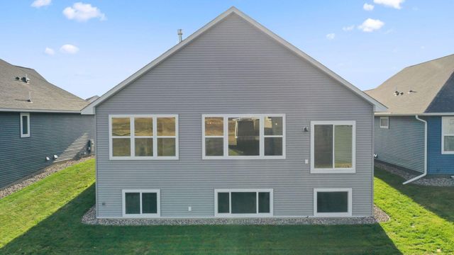 1832 Ridgepointe Court, Hastings, MN 55033