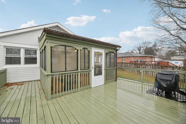 303 FOUNDRY LN, Fort Washington, MD 20744