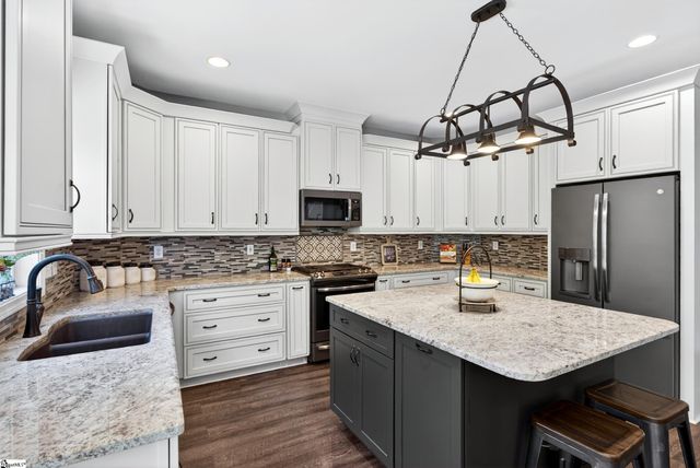 417 Summergreen Way, Greenville, SC 29607