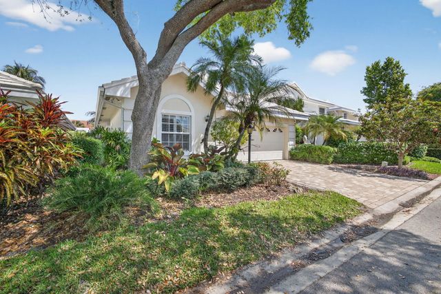 283 Canterbury Drive W, Palm Beach Gardens, FL 33418