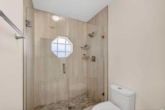 283 Canterbury Drive W, Palm Beach Gardens, FL 33418