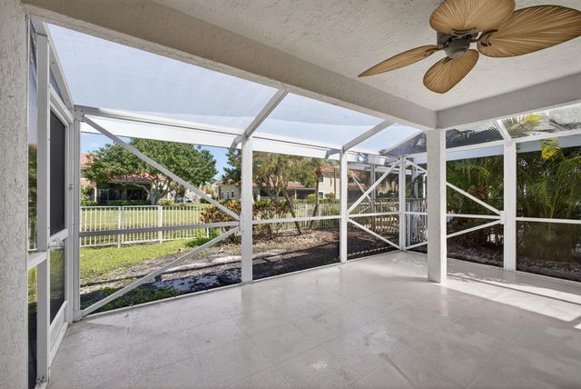 283 Canterbury Drive W, Palm Beach Gardens, FL 33418