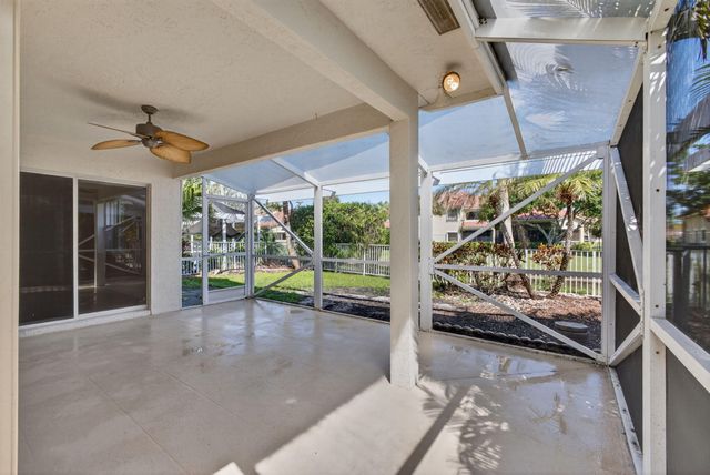 283 Canterbury Drive W, Palm Beach Gardens, FL 33418