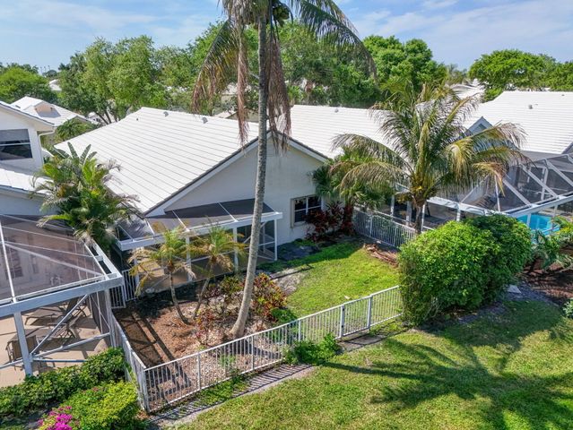 283 Canterbury Drive W, Palm Beach Gardens, FL 33418