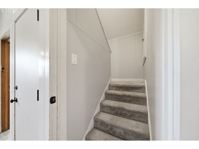 422 Ne 57TH Ave, Portland, OR 97213