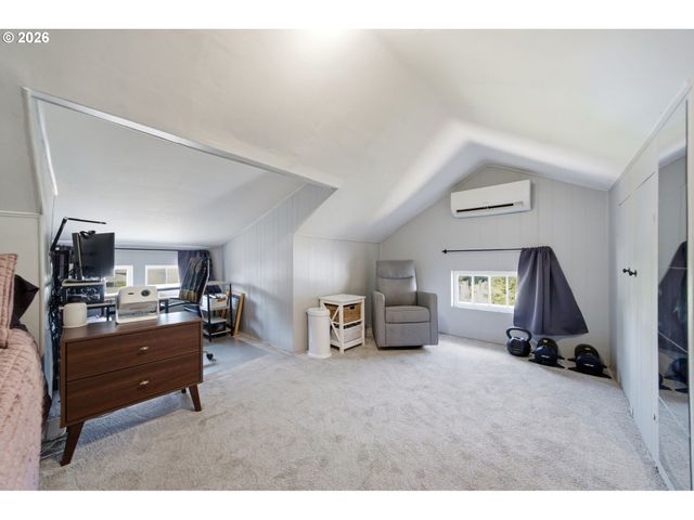 422 Ne 57TH Ave, Portland, OR 97213