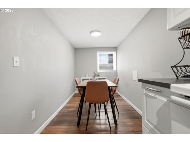 422 Ne 57TH Ave, Portland, OR 97213