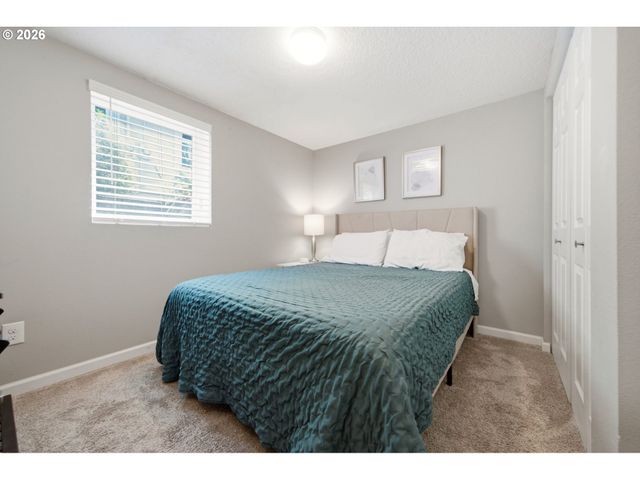 422 Ne 57TH Ave, Portland, OR 97213