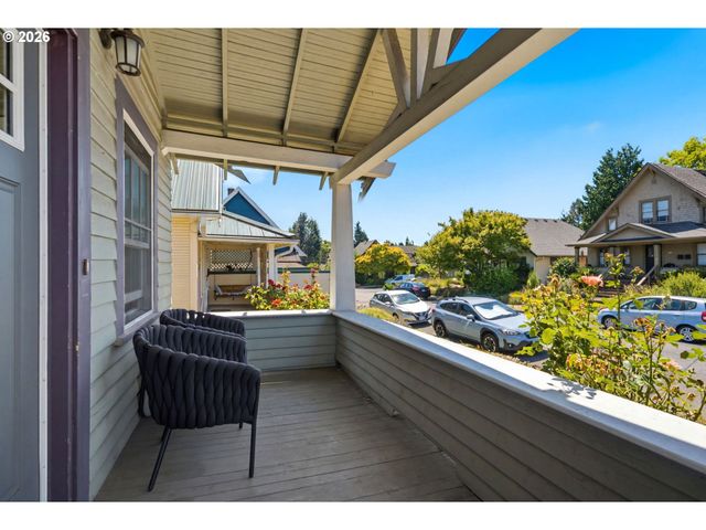 422 Ne 57TH Ave, Portland, OR 97213