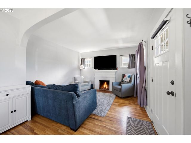 422 Ne 57TH Ave, Portland, OR 97213
