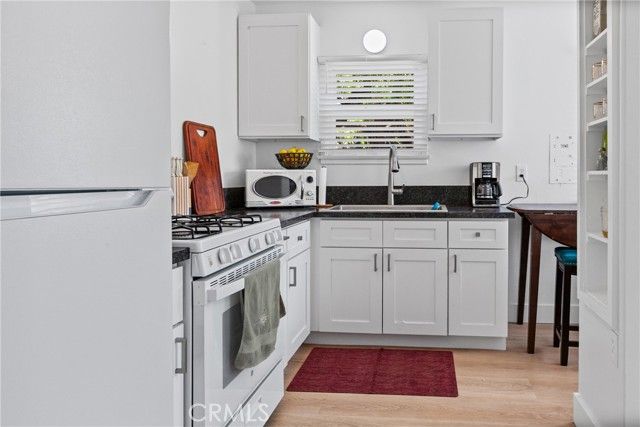 400 S I Street, Lompoc, CA 93436